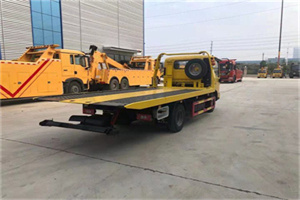 渝中非事故拖车